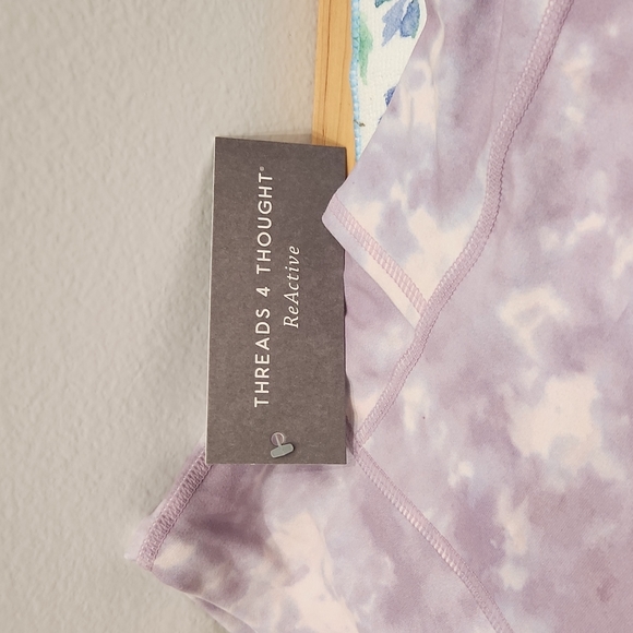 Threads 4 Thought work out shorts with pockets - Picture 3 of 6